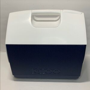 Igloo 16 Qt Playmate Cooler Navy Blue Swivel Top New